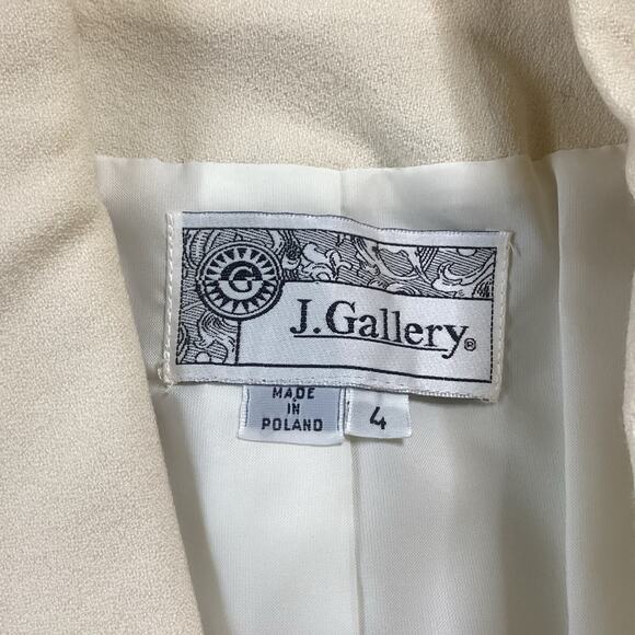 J. Gallery Contrast Trim Blazer - Picture 4 of 7